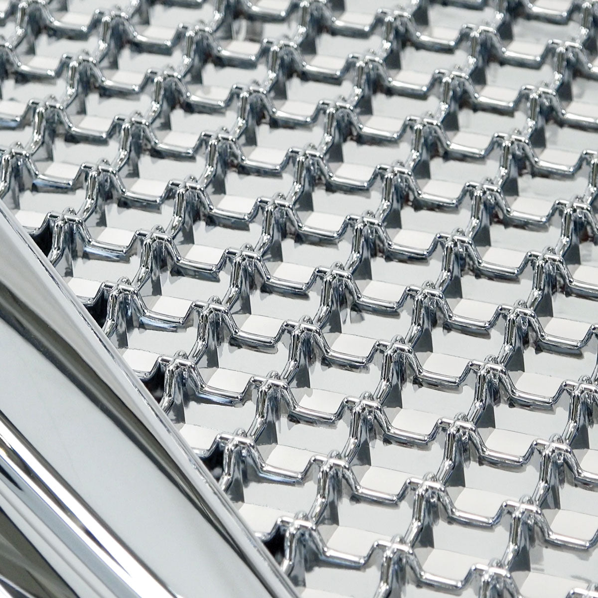 Chrome Mesh Style Grille For Freightliner Columbia