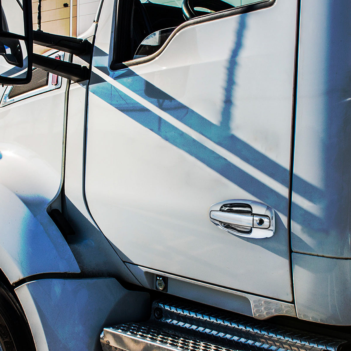 Chrome Exterior Door Handle Cover For Kenworth T680/T880 (2013-2024) & W990 (2019-2024) - Driver