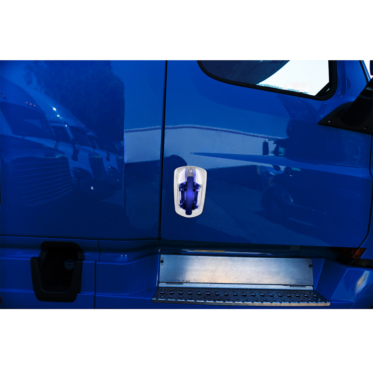 6 LED Chrome Door Handle Cover For 2018-2025 Freightliner Cascadia - Passenger, Blue LED