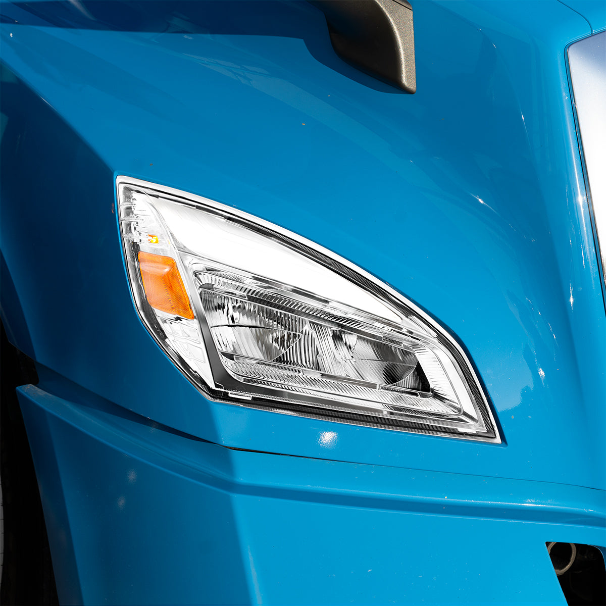 High Power Chrome LED Headlight For 2018-2024 Freightliner Cascadia-Passenger